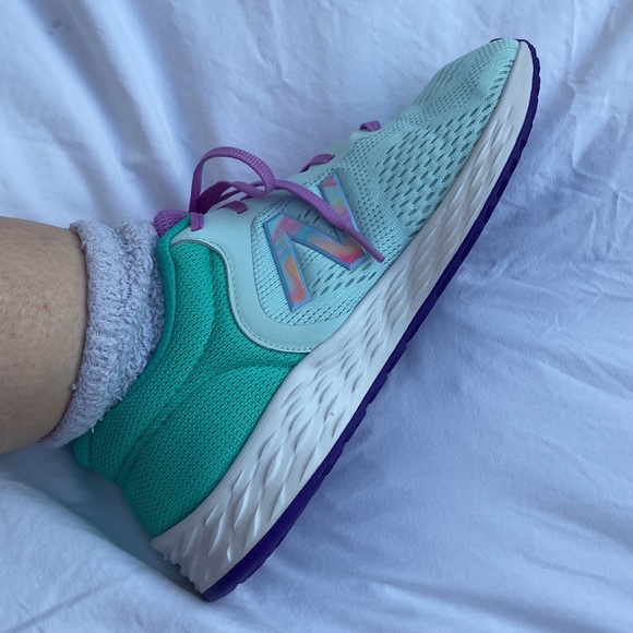 GUC Cute NewBalance Sz-7Y=Women-8.5 Tried On, Washed But Didn’t Wear, 8/10rated - Picture 12 of 16